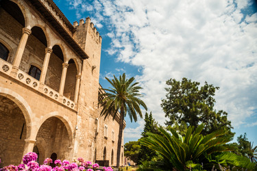 Similar image 10867915