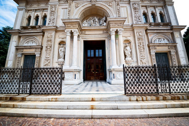 Similar image 10885104