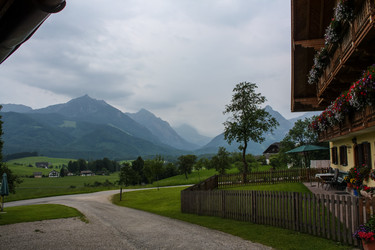 Similar image 10876033