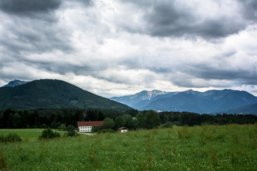 Similar image 10876049