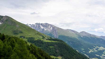 Similar image 10876051