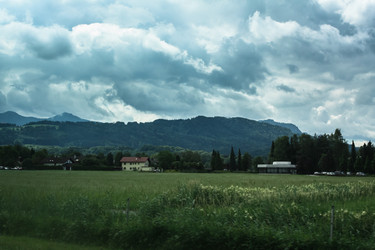 Similar image 10876076