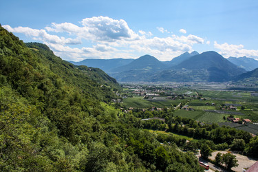 Similar image 10876084