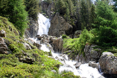 Similar image 10876136