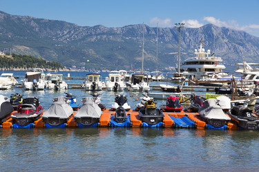 Similar image 10914350