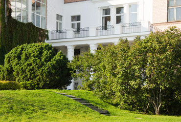 Similar image 10898345