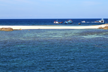 Similar image 10909068