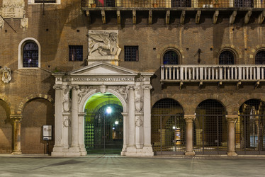 Similar image 10908496