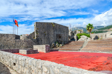 Similar image 10934109