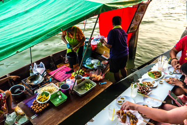 Similar image 10944296