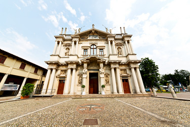 Similar image 10957468