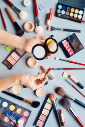 Similar image 11045318