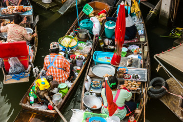 Similar image 10995310