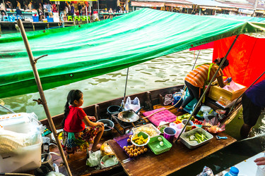 Similar image 10995412