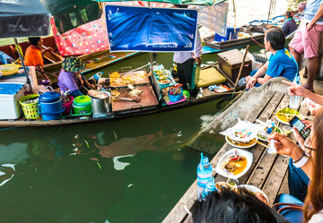 Similar image 11045665