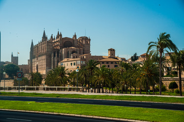 Similar image 11045687