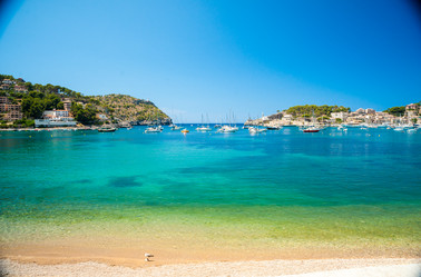 Similar image 11046421