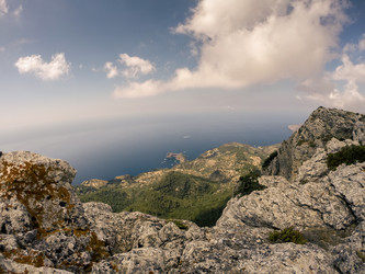 Similar image 11046264