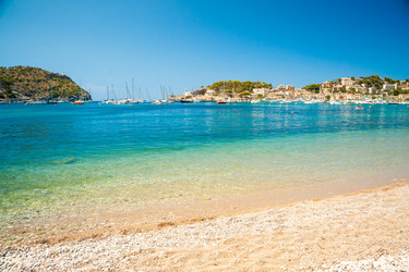 Similar image 11046526