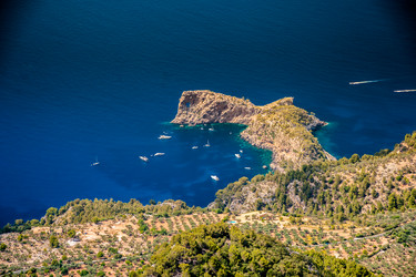 Similar image 11046721