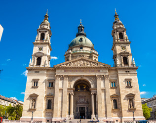 Similar image 11046513