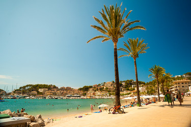 Similar image 11046617