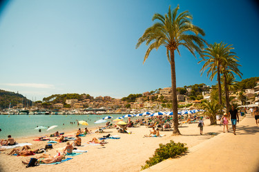 Similar image 11046654