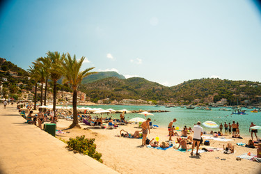 Similar image 11046906