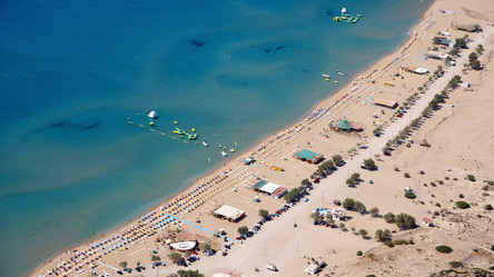 Similar image 11043800