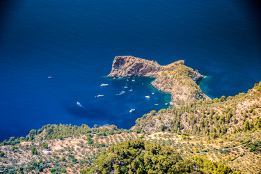 Similar image 11046677