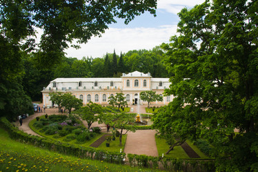 Similar image 11044502