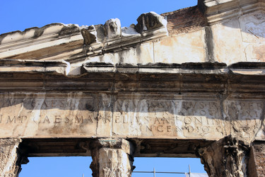 Similar image 11045773