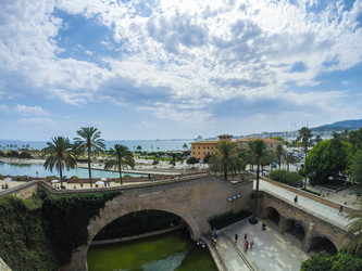 Similar image 11144770