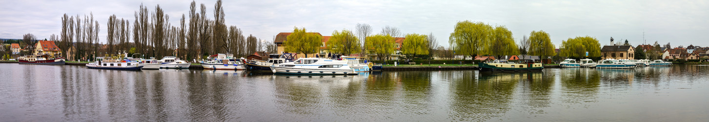 Similar image 11136805