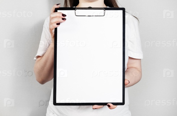 Фотография на тему Планшетка в руках | PressFoto