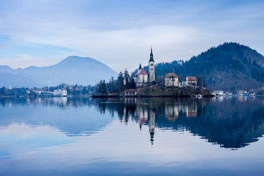 Similar image 11386369