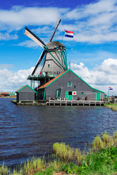 Similar image 11425967