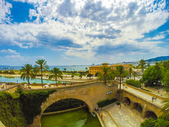 Similar image 11434576