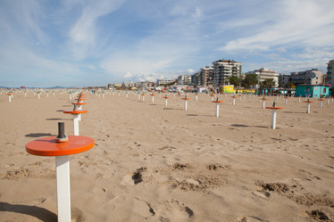 Similar image 11421800