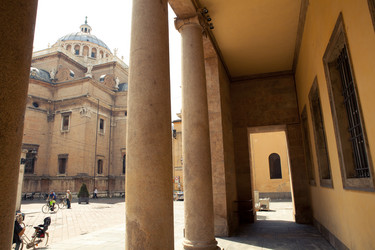 Similar image 11421806