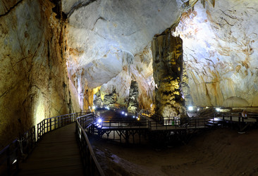 Similar image 11435867