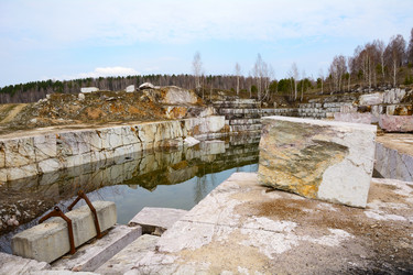 Similar image 11430684