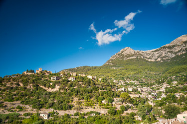 Similar image 11444138