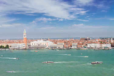 Similar image 11443960