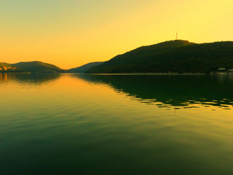 Similar image 11445378