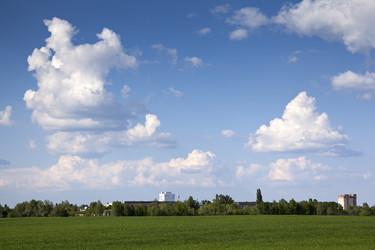 Similar image 11452351