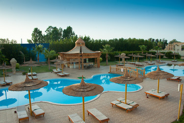 Similar image 11465135