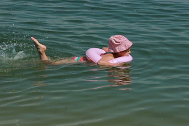 Similar image 11484194