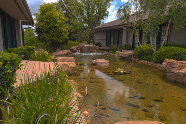 Similar image 11472318