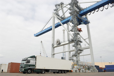 Similar image 11494750